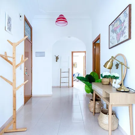 Design, And Center Lägenhet